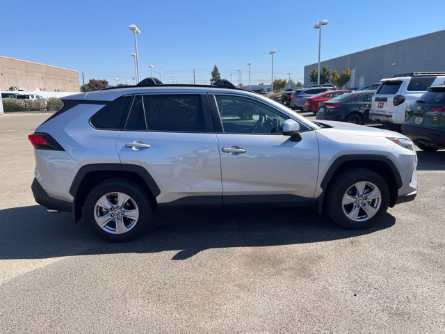 Used 2025 Toyota RAV4 XLE w/ Convenience Package AWD/4WD image 3