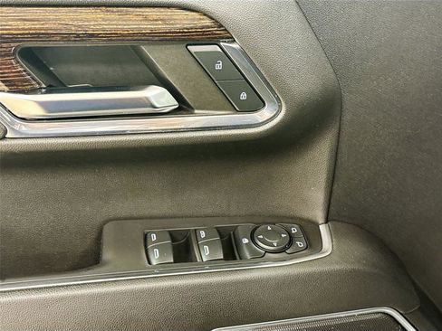 Used 2023 GMC Sierra 1500 Elevation image 18
