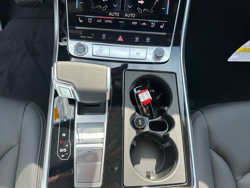 New 2026 Audi Q8 Premium Plus image 24