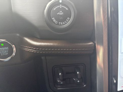 Used 2024 Ford Expedition Max King Ranch image 12