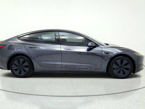 Used 2025 Tesla Model 3 RWD image 10