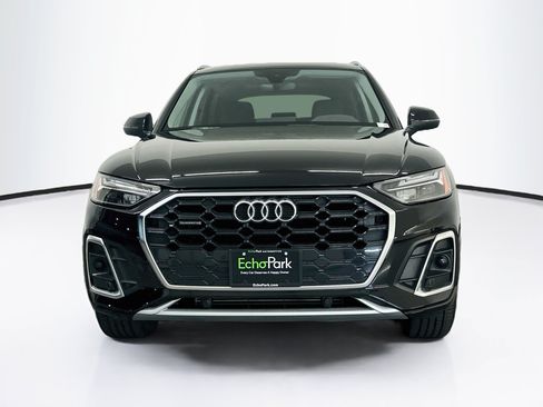 Used 2023 Audi Q5 2.0T Premium w/ Convenience Package AWD/4WD image 2
