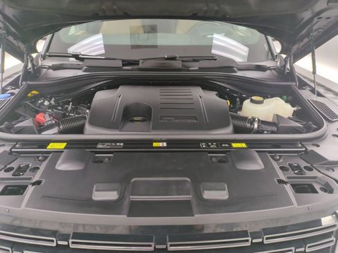 Certified 2025 Land Rover Range Rover Sport Autobiography image 28