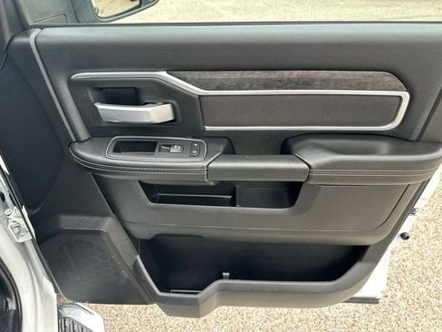 Certified 2024 RAM 2500 Big Horn AWD/4WD image 47