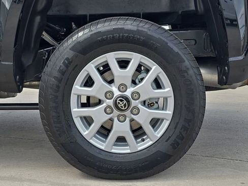 New 2025 Toyota Tacoma SR5 image 33