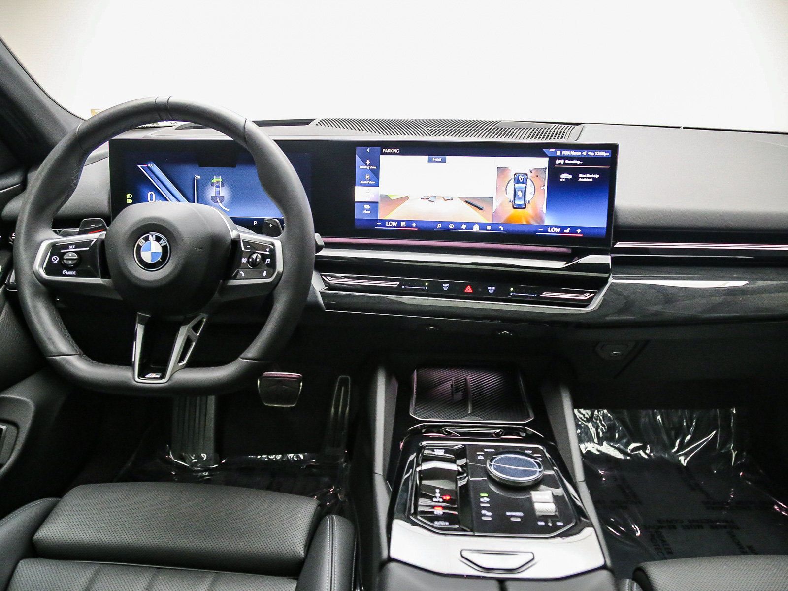 Used 2026 BMW 530i w/ M Sport Package RWD image 13