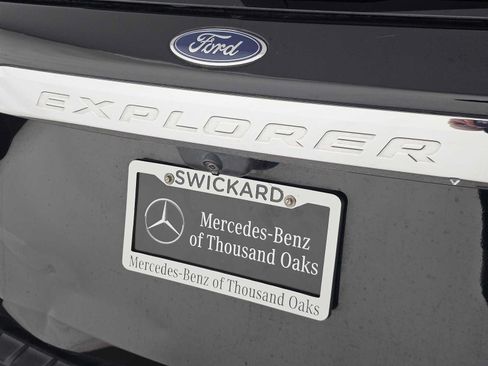 Used 2020 Ford Explorer XLT RWD image 14