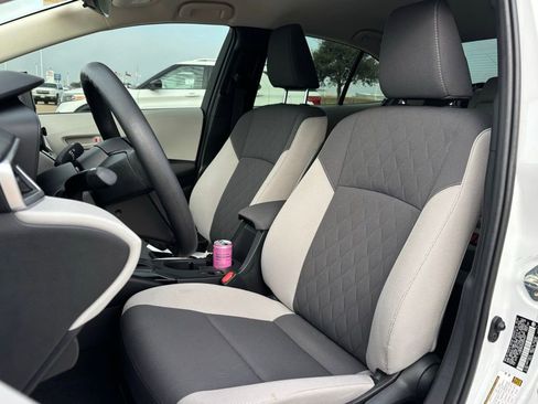 Used 2024 Toyota Corolla LE image 5