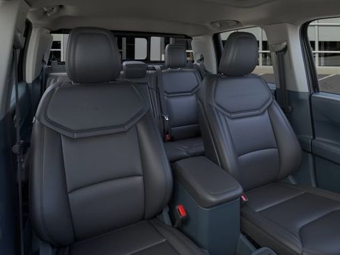 New 2025 Ford Maverick Lariat w/ Black Appearance Package image 10