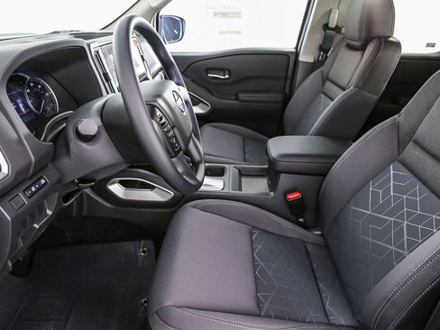 New 2025 Nissan Frontier SV image 19