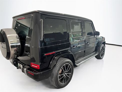 Used 2024 Mercedes-Benz G 550 image 4