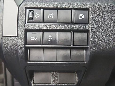 Used 2025 Toyota 4Runner SR5 AWD/4WD image 16
