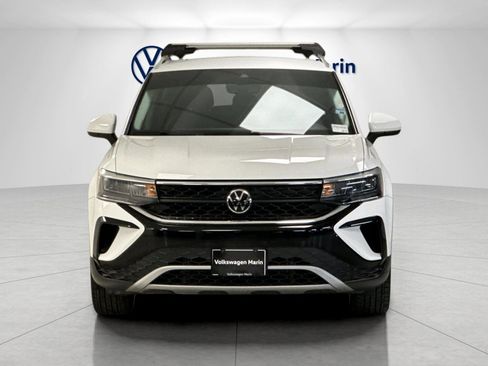 Used 2023 Volkswagen Taos SE FWD image 8