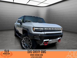 New 2025 GMC Hummer EV 3X w/ LPO, Illumination Package video 1