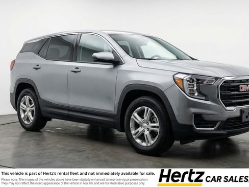 Used 2024 GMC Terrain SLE FWD image 1