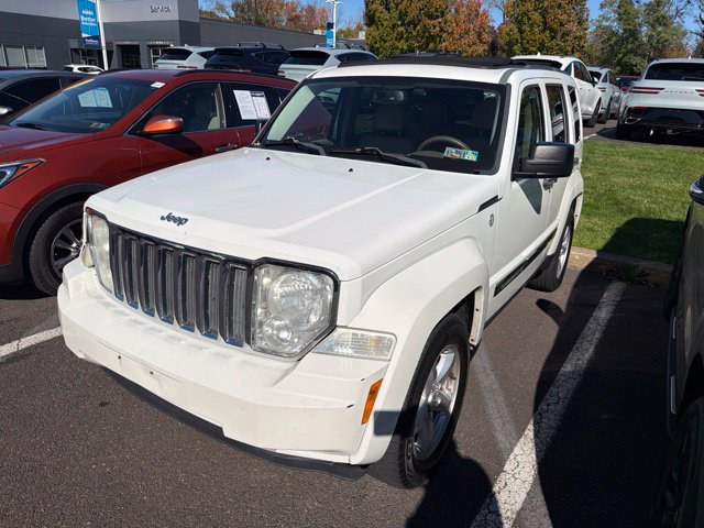 Used 2010 Jeep Liberty Limited AWD/4WD image 3
