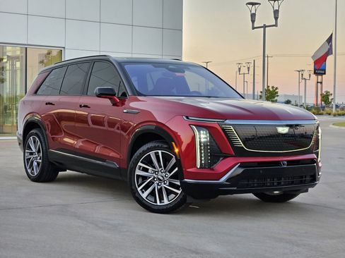 New 2026 Cadillac Vistiq Luxury AWD/4WD image 6