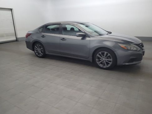 Used 2018 Nissan Altima 2.5 SR w/ SR Special Edition image 11