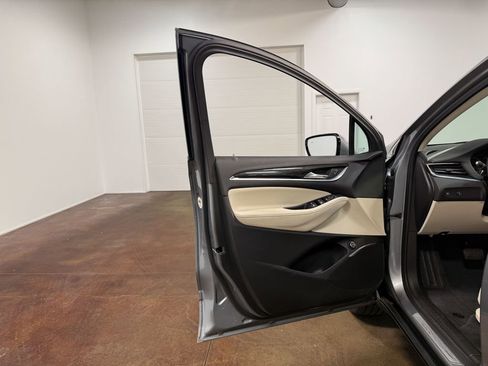 Used 2023 Buick Enclave Essence w/ Experience Buick Package image 57