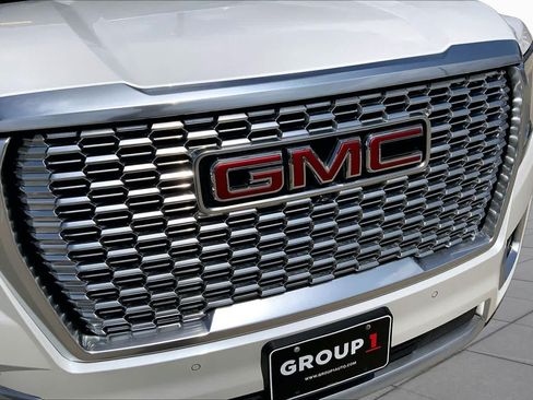Certified 2021 GMC Yukon XL Denali RWD image 30
