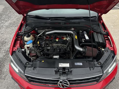 Used 2016 Volkswagen Jetta GLI SEL image 31