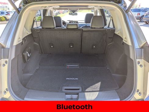 Certified 2021 Nissan Rogue SL w/ Premium Package AWD/4WD image 9