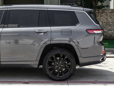 Used 2023 Jeep Grand Cherokee L Overland AWD/4WD image 23
