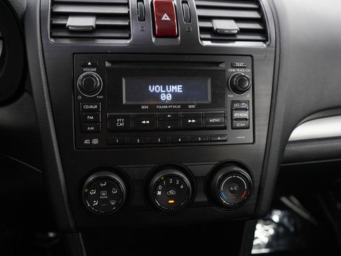 Used 2012 Subaru Impreza 2.0i Premium w/ All-Weather Pkg AWD/4WD image 20