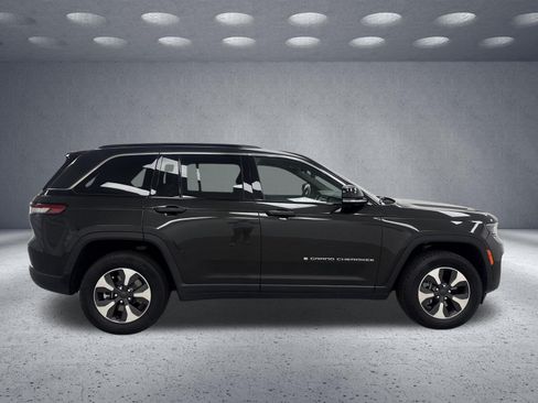 Used 2024 Jeep Grand Cherokee Limited 4xe AWD/4WD image 6