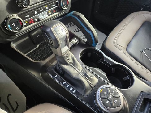 Used 2024 Ford Bronco Wildtrak image 20