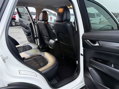Used 2019 MAZDA CX-5 Touring image 16