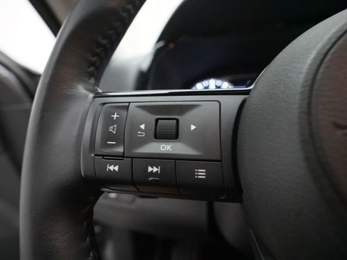 Certified 2023 Nissan Pathfinder SV w/ SV Premium Package image 18