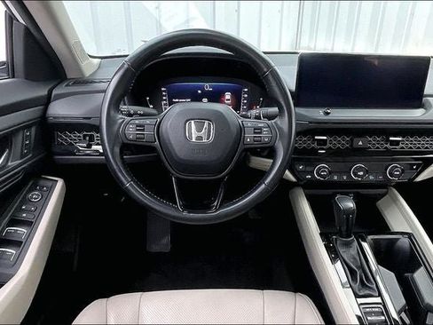 Certified 2024 Honda Accord EX-L image 5