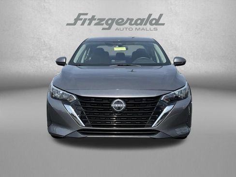 Used 2024 Nissan Sentra SV FWD image 3