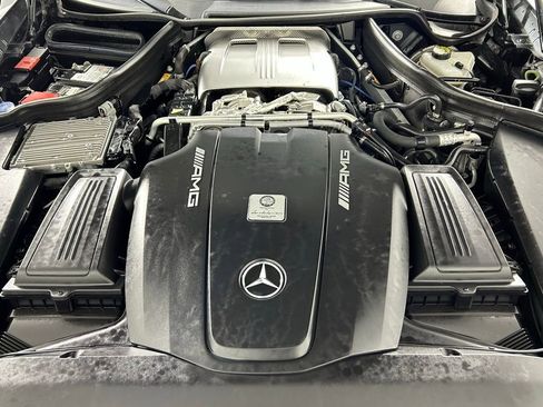 Used 2017 Mercedes-Benz AMG GT Coupe image 37