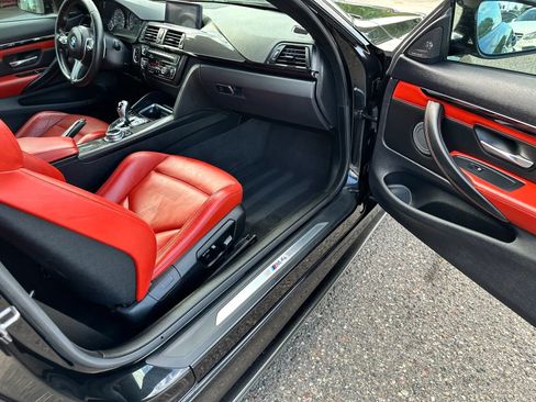 Used 2015 BMW M4 Coupe RWD image 37