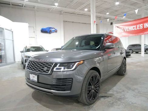 Used 2018 Land Rover Range Rover Supercharged AWD/4WD image 4