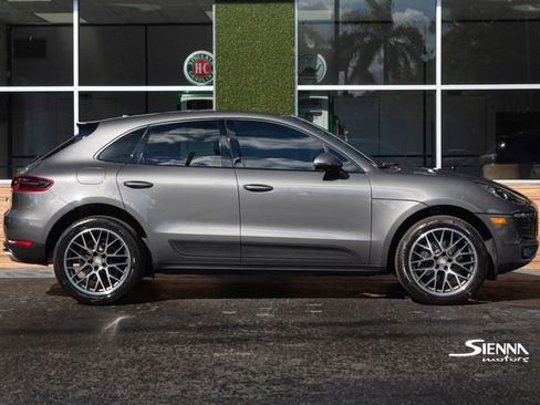 Used 2018 Porsche Macan image 5