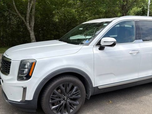 Used 2020 Kia Telluride SX w/ SX Prestige Package AWD/4WD image 3