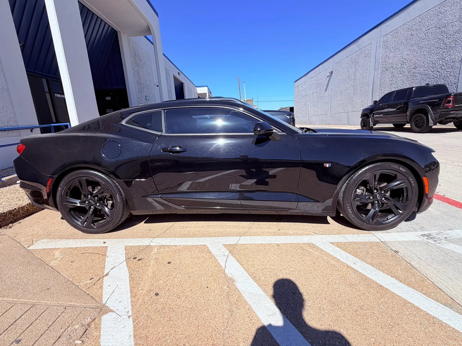 Used 2020 Chevrolet Camaro LT w/ Technology Package RWD image 6