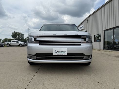 Used 2019 Ford Flex Limited image 29
