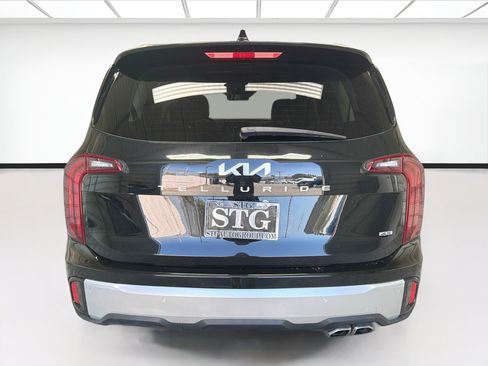 Used 2025 Kia Telluride S AWD/4WD image 5