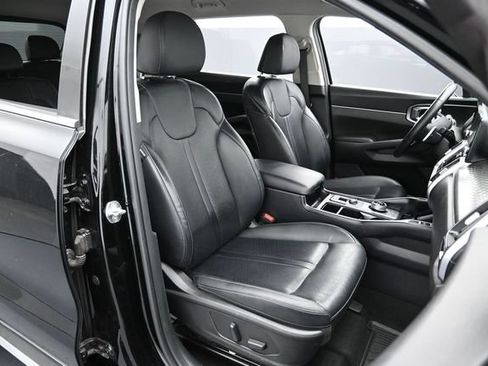 Used 2023 Kia Sorento EX AWD/4WD image 23