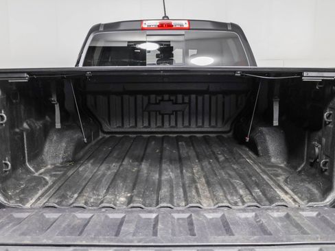 Used 2025 Chevrolet Colorado Z71 AWD/4WD image 38