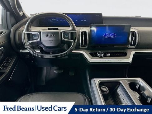 Used 2025 Ford Expedition Tremor AWD/4WD image 31