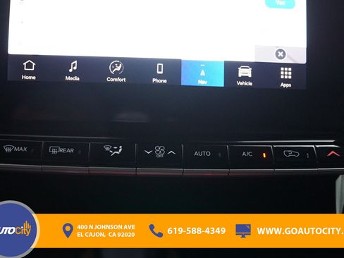 Used 2022 Jeep Wagoneer Series III AWD/4WD image 19