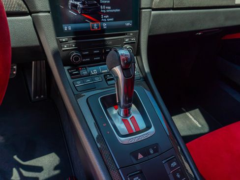 Used 2018 Porsche 911 GT2 RS RWD image 14
