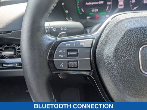 Used 2025 Honda Accord Touring image 17