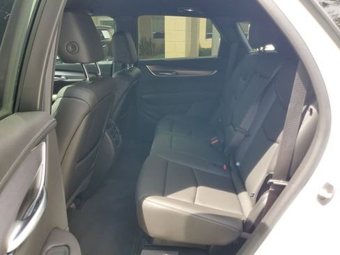 Certified 2024 Cadillac XT5 Luxury image 11