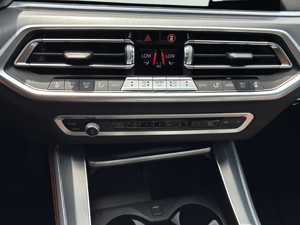 Used 2023 BMW X5 xDrive40i w/ Luxury Seating Package AWD/4WD image 22